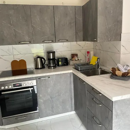 Neu Renoviertes Haus Mit Großer Terrasse Und Garten Apartment Königs Wusterhausen